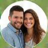 Portrait photo of Anabelle and Thomas Dumont, a couple happy clients of Voyages Échappées.